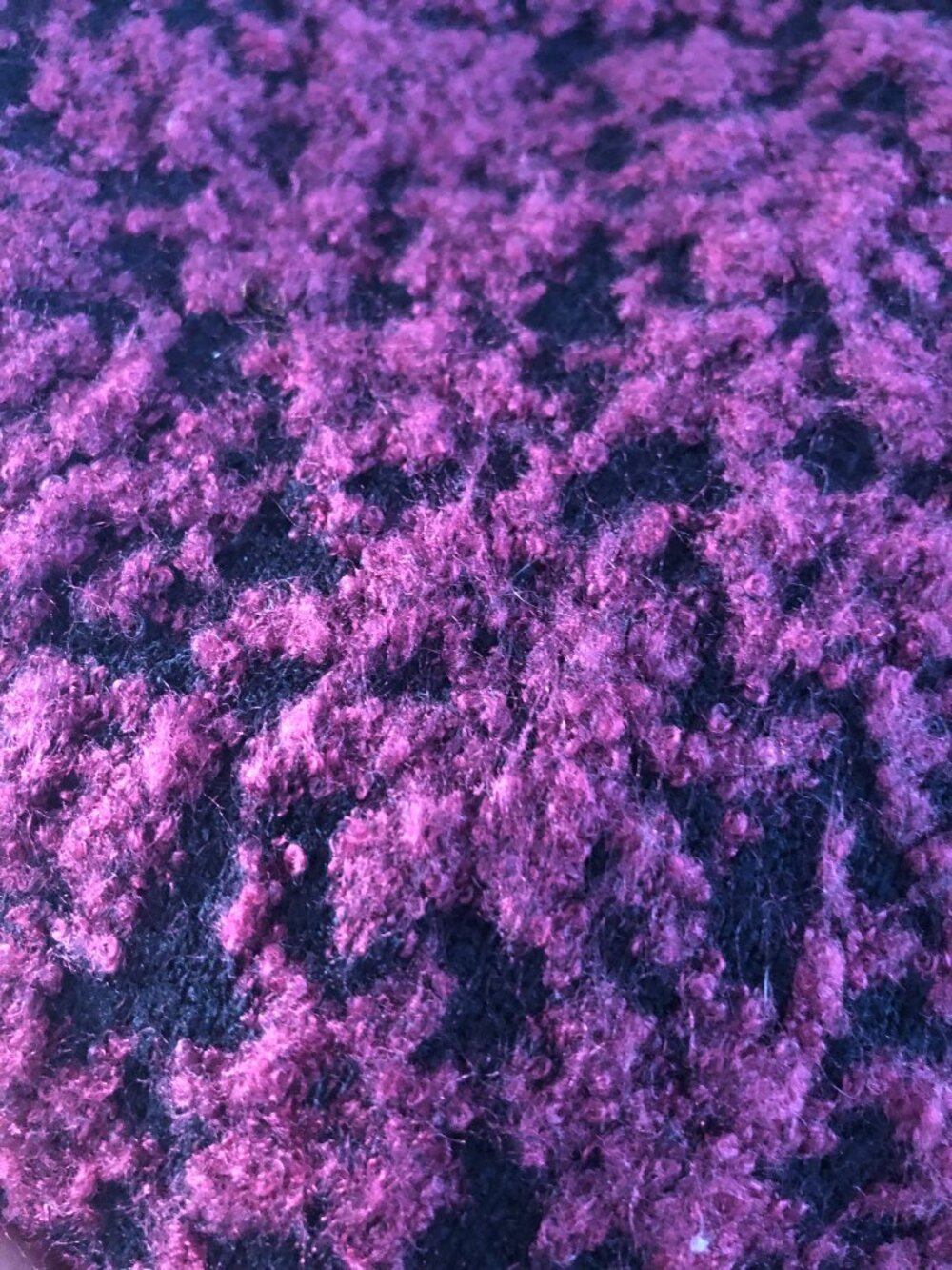 Simons Men's Sweater - Picture 7 of 7